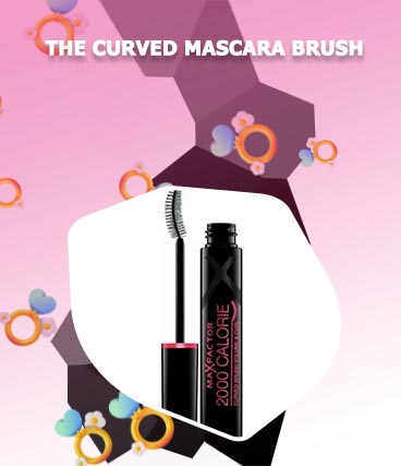 Curved mascara brush